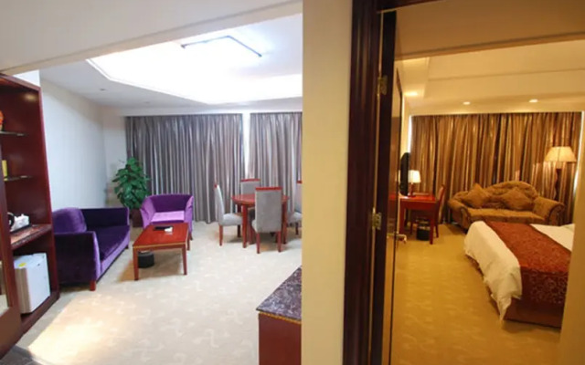 Riverside International Hotel