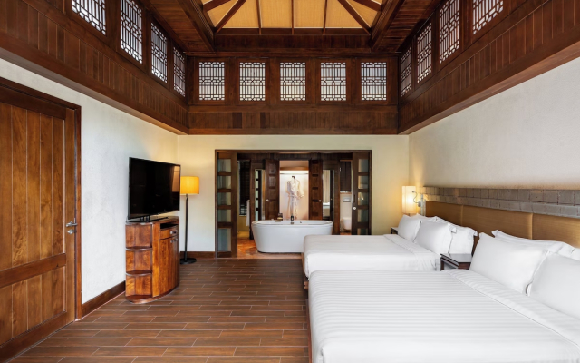 Отель Centara Grand Beach Resort Phuket 