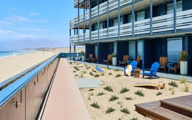 Отель Monterey Beach, A Tribute Portfolio