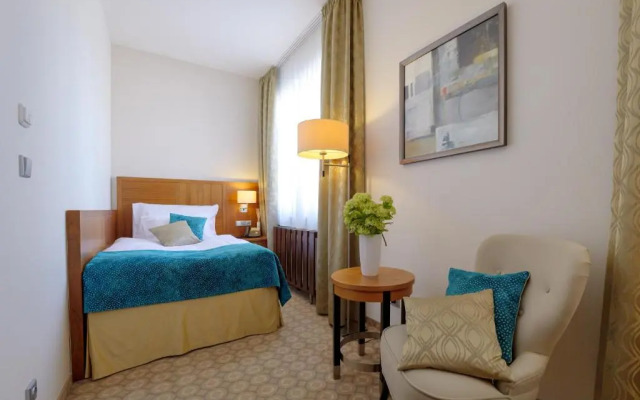 Hotel Silenzio