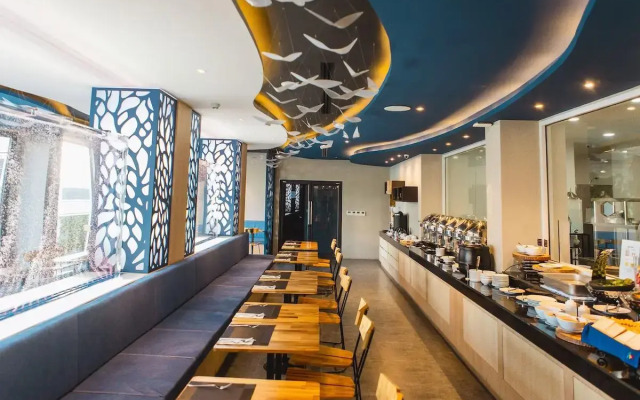 Kana Triple L Hotel
