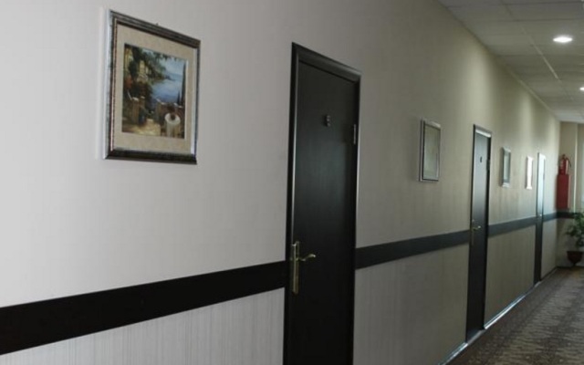 Karina Hotel