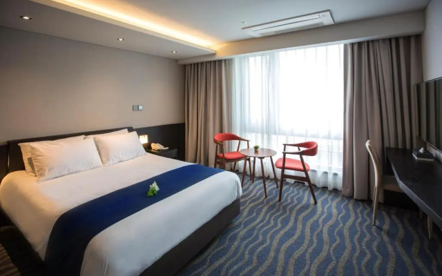 Gloucester Hotel and Resorts