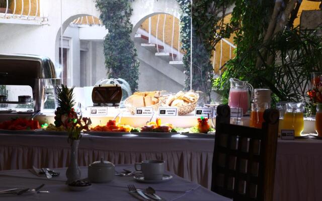 Hotel San Agustin Posada del Monasterio
