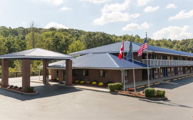 Отель Days Inn by Wyndham Renfro Valley Mount Vernon