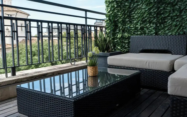 Divina Luxury Hotel