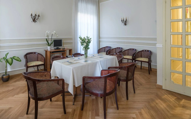 Hotel Paradiso
