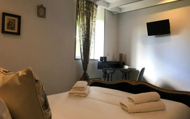 Hôtel Bien-Etre Aux Cyprès de Marquay