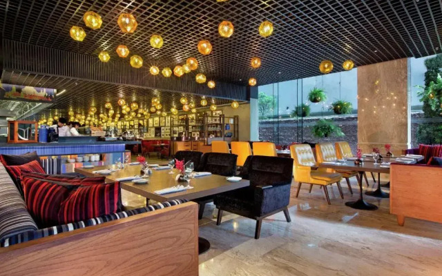 DoubleTree by Hilton Sukhumvit Bangkok