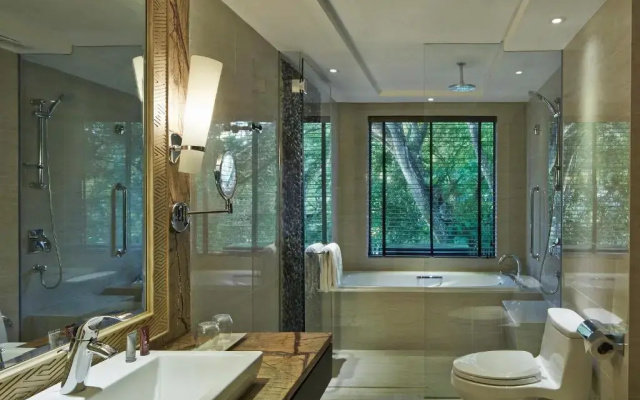 Mulu Marriott Resort