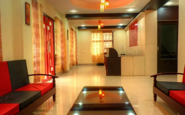 Crown De La Cruz Residency