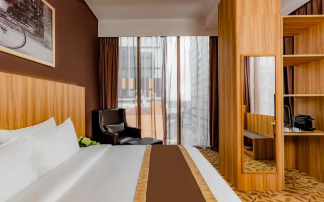 Bay Hotel Ho Chi Minh