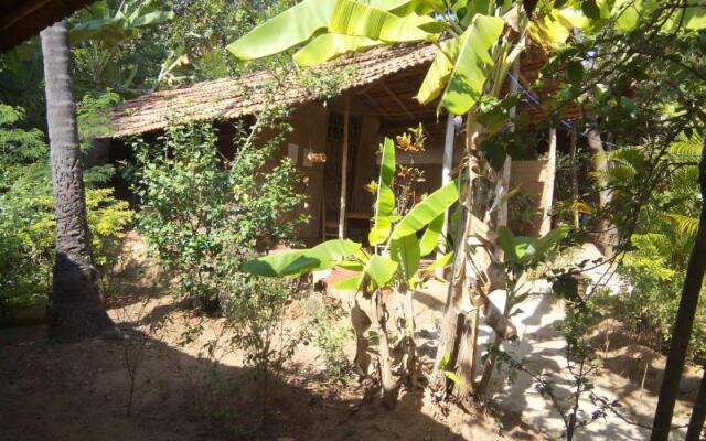 Sevas Huts And Cabanas