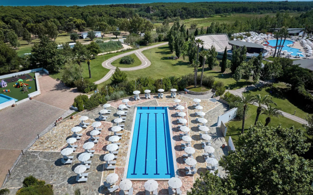 Torreserena Resort
