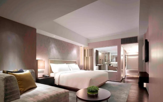 New World Makati Hotel