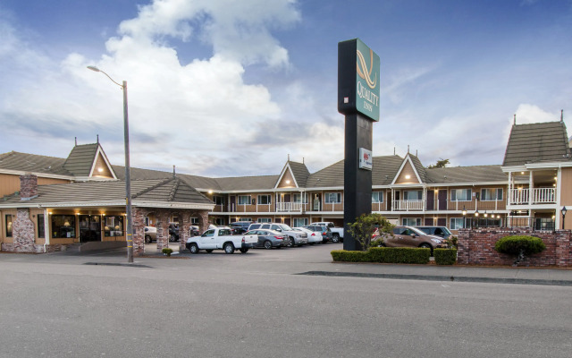 BaySide Inn & Suites Eureka