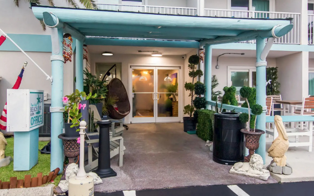 Ocean Sands Beach Boutique Inn - 1 Acre Private Beach