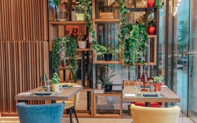 Media One Hotel Dubai
