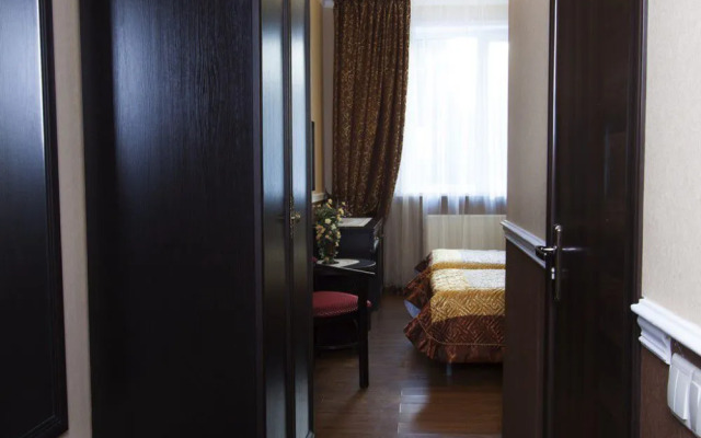 Отель ЖанТамАль