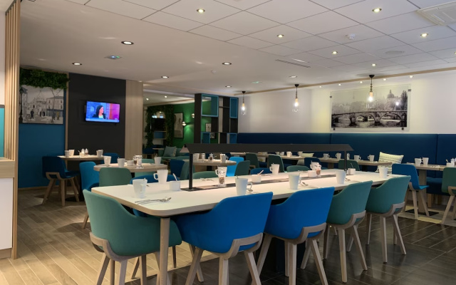 Holiday Inn Paris - Montmartre by IHG