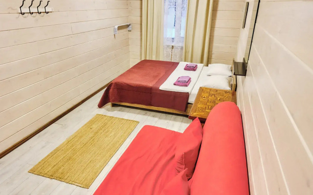 Gostevoi Dvor Snezhinka Hotel