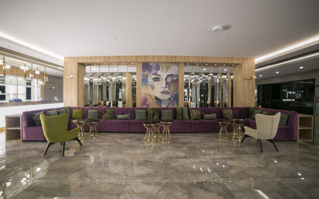 Sailor's Beach Club Hotel