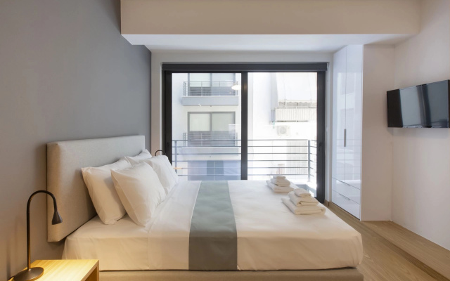 Classic Double Suite (full double bed) (bed type is subject to availability)