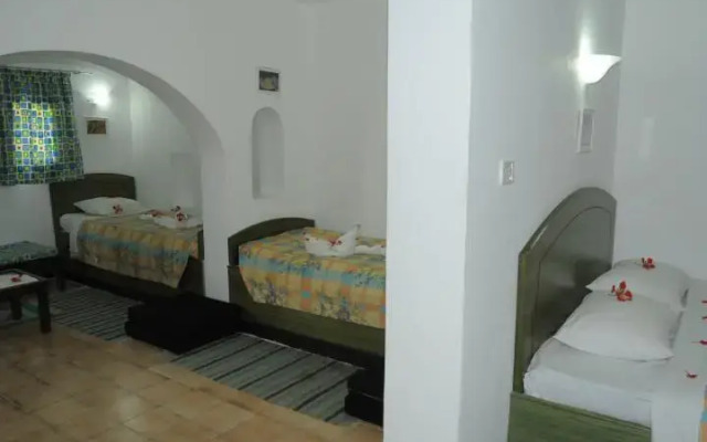 Hotel Kanabesh Village