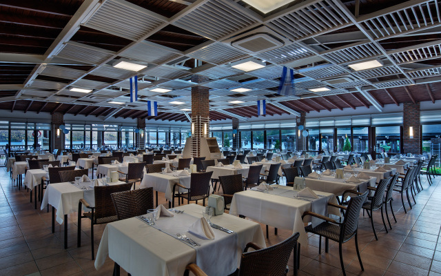 Green Bay Resort & Spa