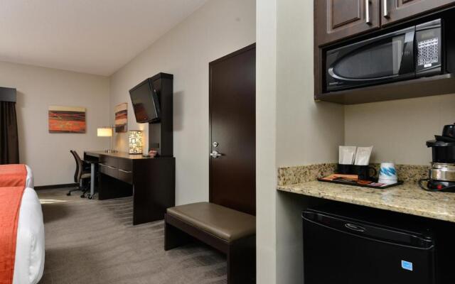 Holiday Inn Express & Suites Edmonton International Airport, an IHG Hotel