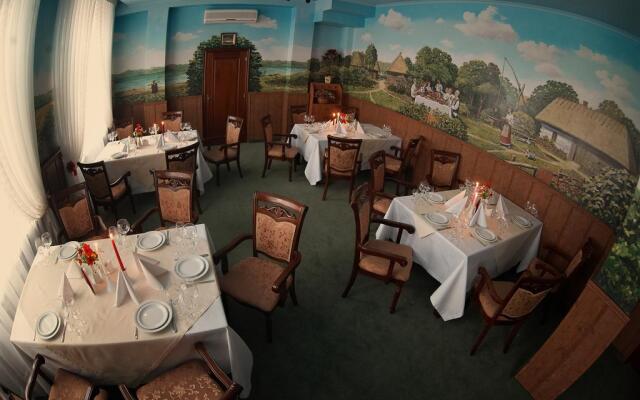 Отель Украина