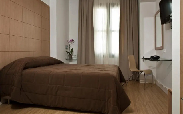 Chic Hotel