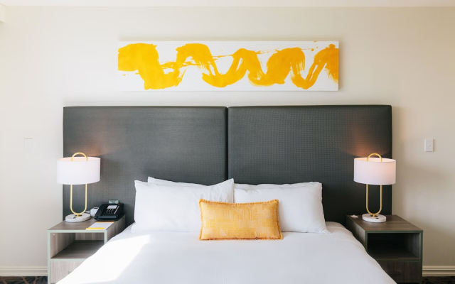 voco Gold Coast by IHG