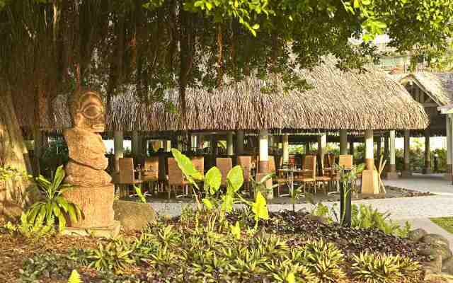 Sofitel Tahiti Maeva Beach Resort