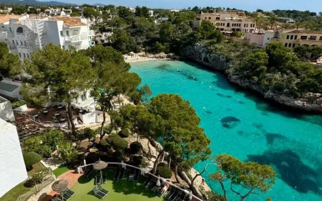 Hotel Cabot Cala Ferrera