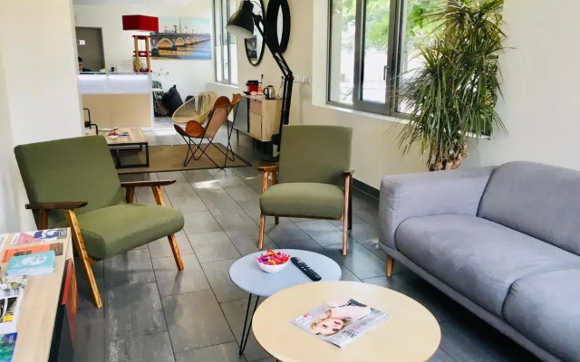 All Suites Appart Hotel Bordeaux Centre Marne