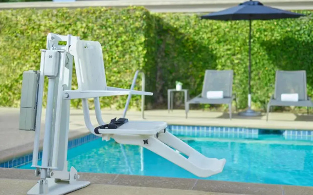 Courtyard by Marriott Culver City Los Angeles
