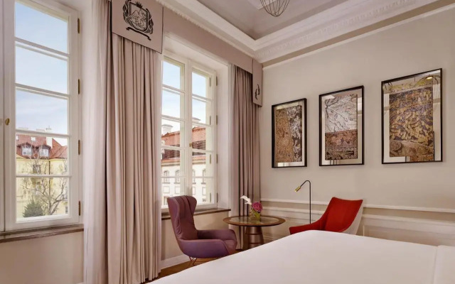 Hotel Verte, Warsaw, Autograph Collection