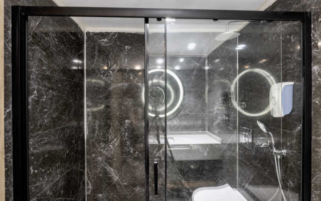 Elysee Hotel
