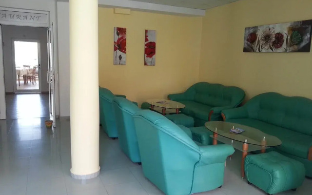 Cristal Hotel