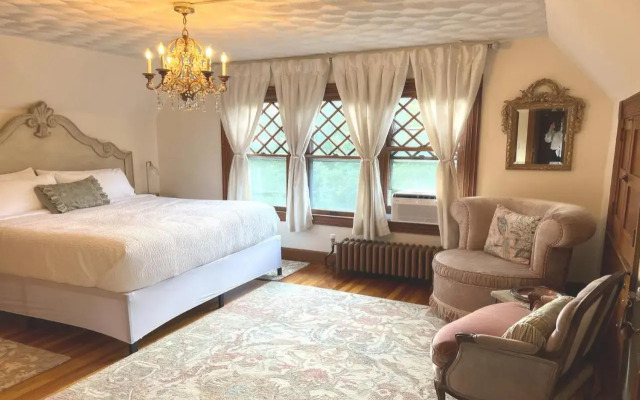 Manor House Inn