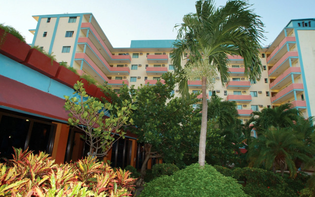 Gran Caribe Sun Beach