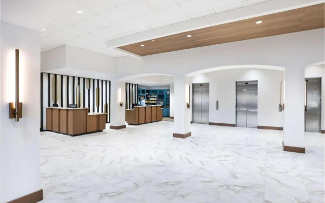 DoubleTree by Hilton Houston Medical Center Hotel & Suites