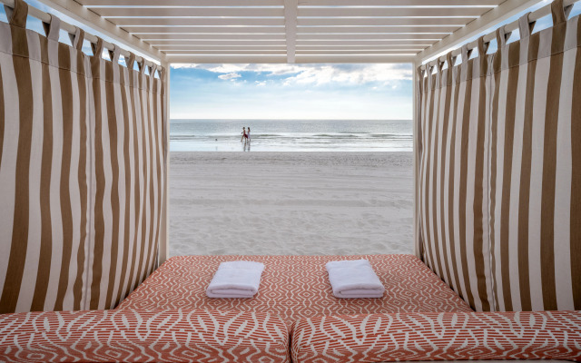 The Luce, St. Pete Beach, a Tribute Portfolio Hotel