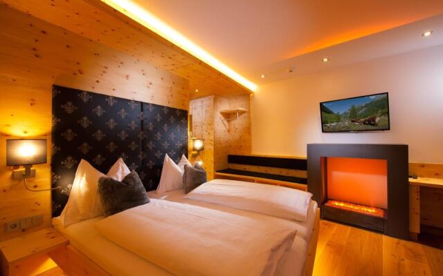 Hotel Alpina