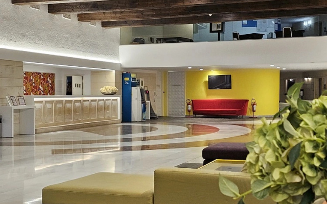 Apollonia Resort & Spa