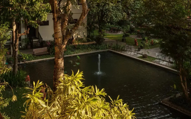 Lanna Dusita Riverside Boutique Resort