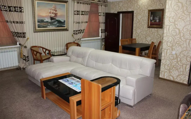 Zarafshan Grand Hotel