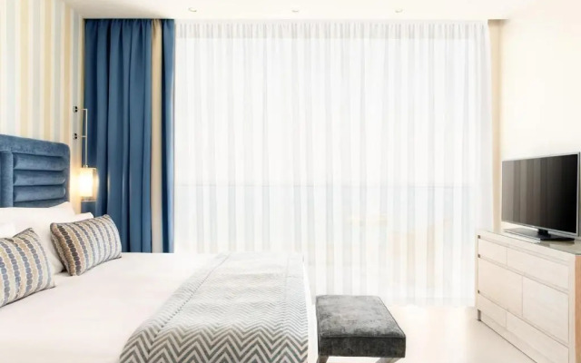 Отель Ikos Oceania