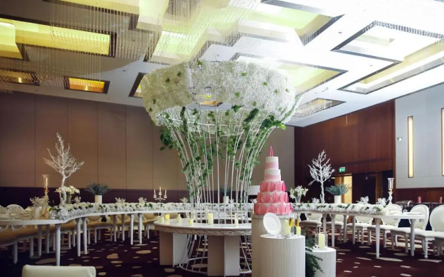 Millennium Hotel Hail